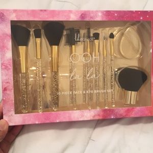 Face & eye brush set